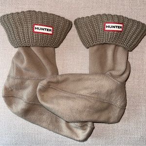 Hunter Original Cable Knit 6-Stitch Short Boot Socks L
